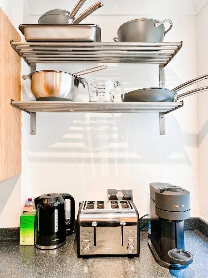 3 Bedroom Home Close To Town Centre With Wifi & Garden Tunbridge Wells Buitenkant foto