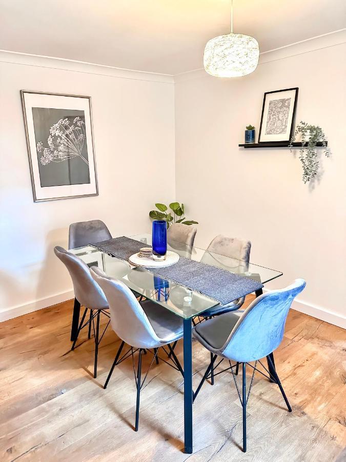 3 Bedroom Home Close To Town Centre With Wifi & Garden Tunbridge Wells Buitenkant foto